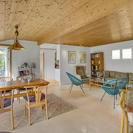 Casa de Férias 3 Bedroom Stunning In Højby
