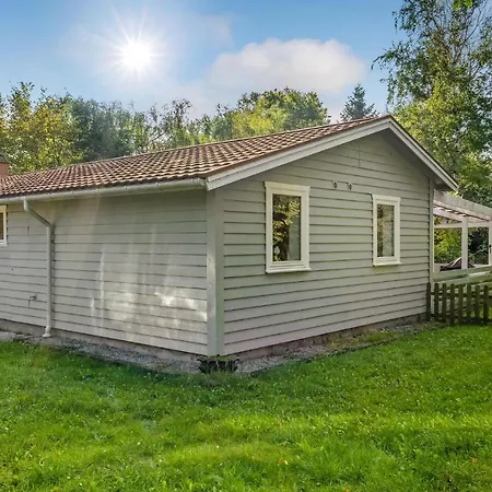 3 Bedroom Stunning In Casa de Férias Højby