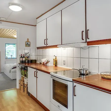 بيت للعطل 3 Bedroom Stunning In *