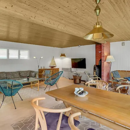 Casa de Férias 3 Bedroom Stunning In Højby